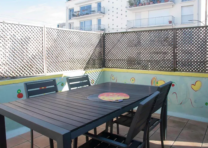 Apartamento Cosy With Balcony In The Heart Of París